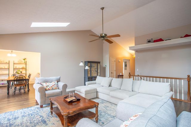 2825 Deerfield Drive, Villa Hills, KY 41017