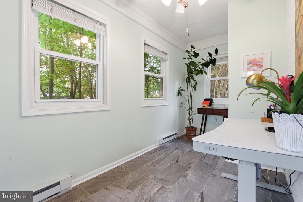 Image 23 of property listing at 10032 DALLAS AVE, Silver Spring, MD 20901