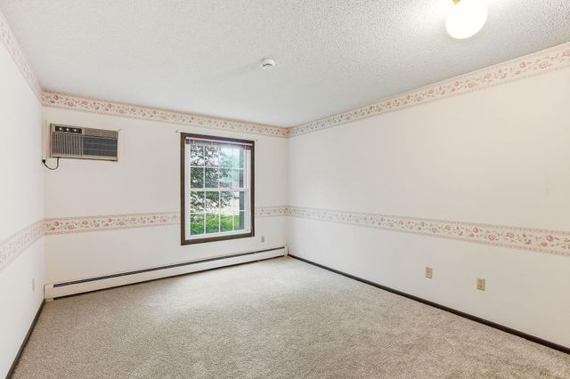 4624 Cedar Lake Road S 4, Saint Louis Park, MN 55416