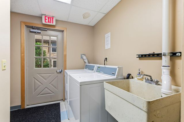 4624 Cedar Lake Road S 4, Saint Louis Park, MN 55416