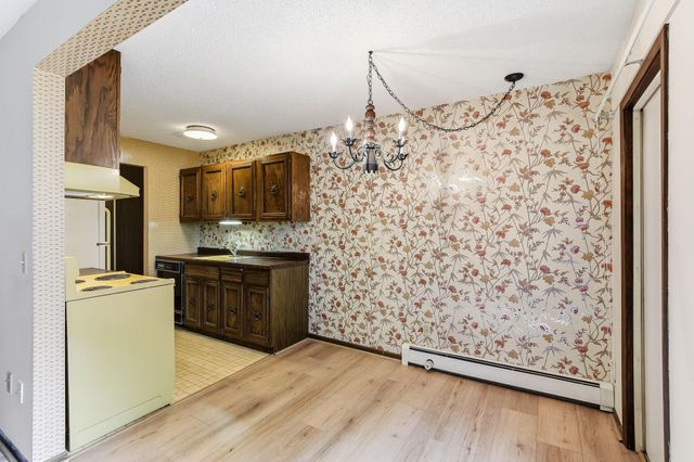 4624 Cedar Lake Road S 4, Saint Louis Park, MN 55416