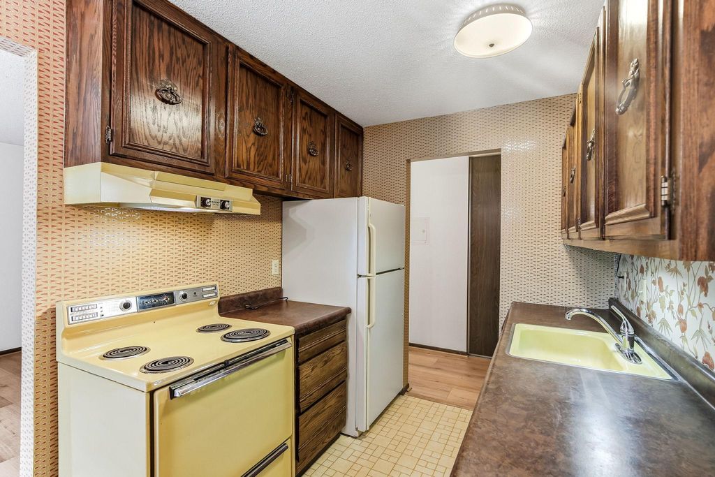 4624 Cedar Lake Road S 4, Saint Louis Park, MN 55416 — photo 3