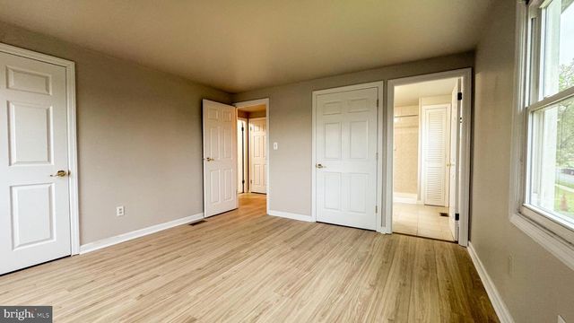 40 MARSHAL LANE, Willingboro, NJ 08046