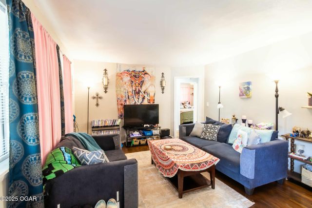 511 S Winfield Avenue, Joplin, MO 64801