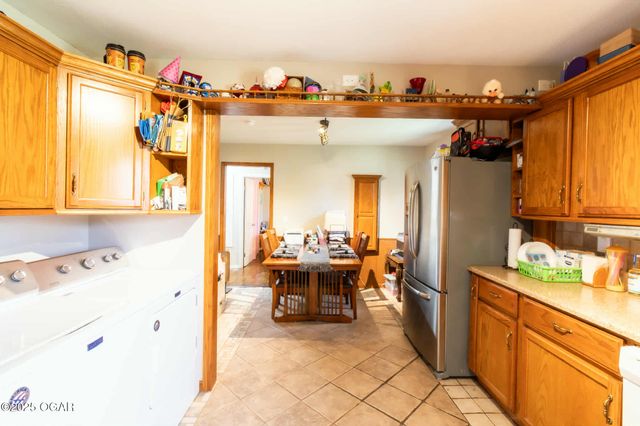 511 S Winfield Avenue, Joplin, MO 64801