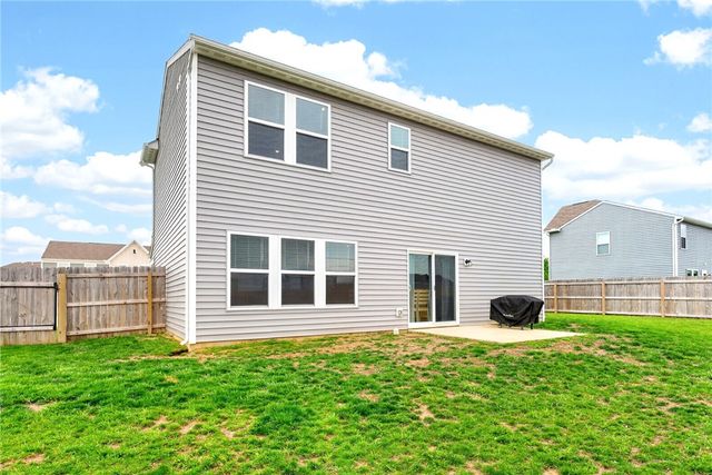 127 Brooke Parke Avenue, Brookville, OH 45309