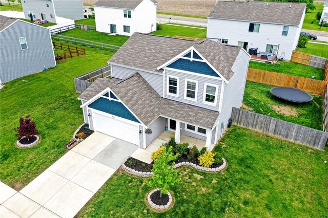 127 Brooke Parke Avenue, Brookville, OH 45309
