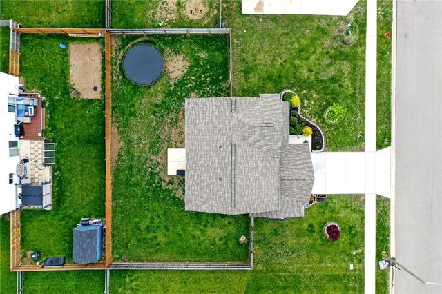 127 Brooke Parke Avenue, Brookville, OH 45309