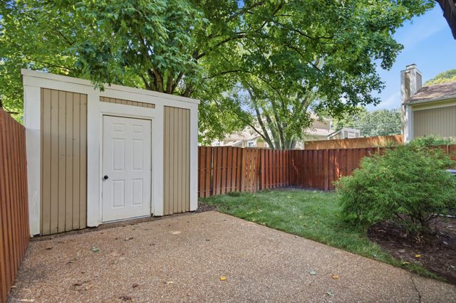 815 Williamsburg West Dr, Nashville, TN 37221