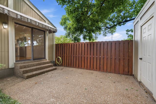 815 Williamsburg West Dr, Nashville, TN 37221