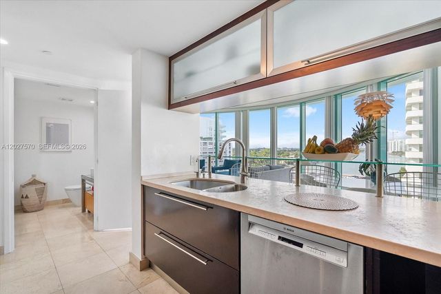 6000 Indian Creek Dr 8B, Miami Beach, FL 33140