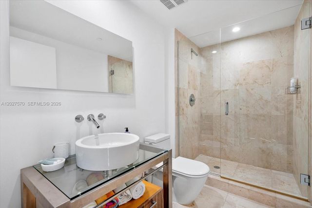 6000 Indian Creek Dr 8B, Miami Beach, FL 33140