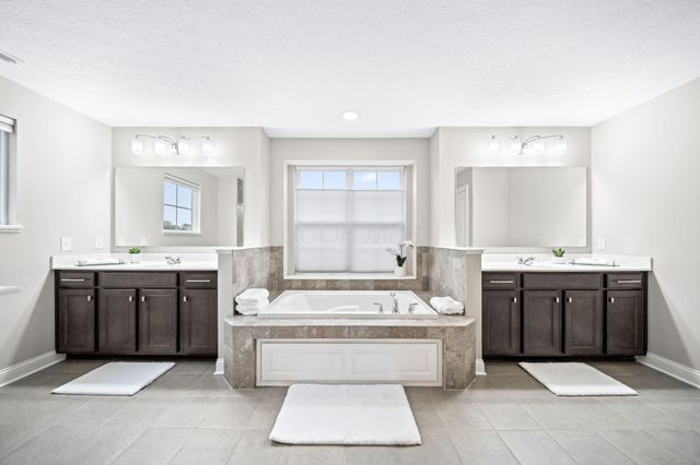 7751 Bachman Drive, Powell, OH 43065