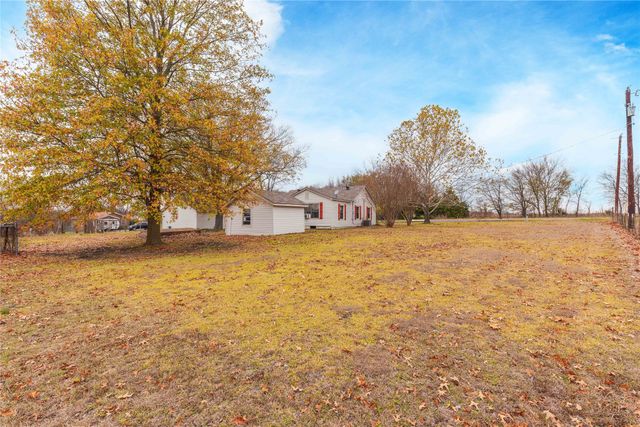 4180 Fm 68, Wolfe City, TX 75496