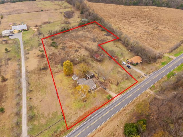 4180 Fm 68, Wolfe City, TX 75496