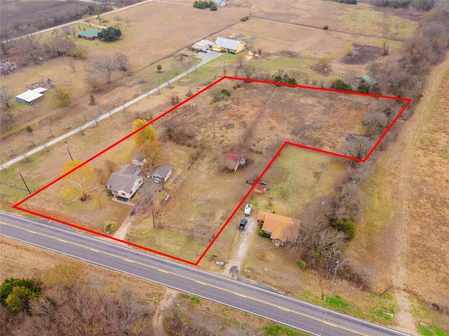 4180 Fm 68, Wolfe City, TX 75496