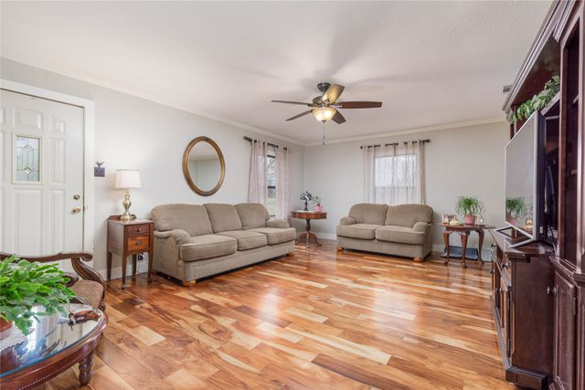 4180 Fm 68, Wolfe City, TX 75496