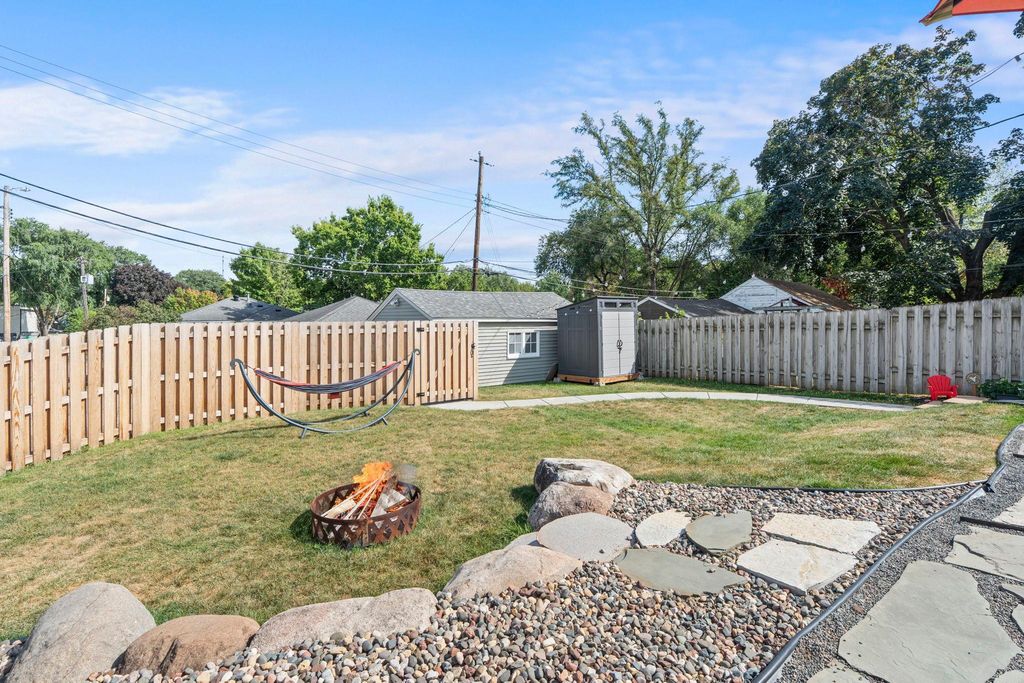 3017 Edgewood Avenue S, Saint Louis Park, MN 55426 — photo 2