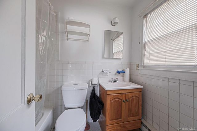 17 Riverside Avenue, Mastic Beach, NY 11951