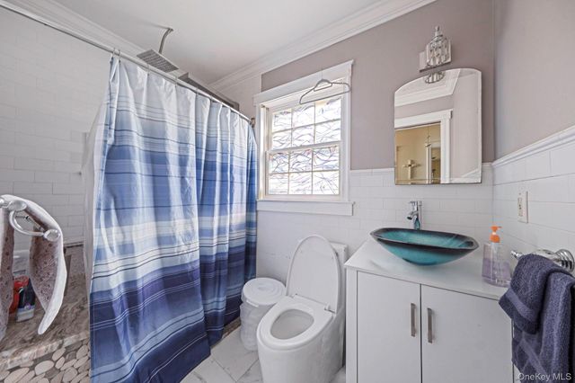 17 Riverside Avenue, Mastic Beach, NY 11951