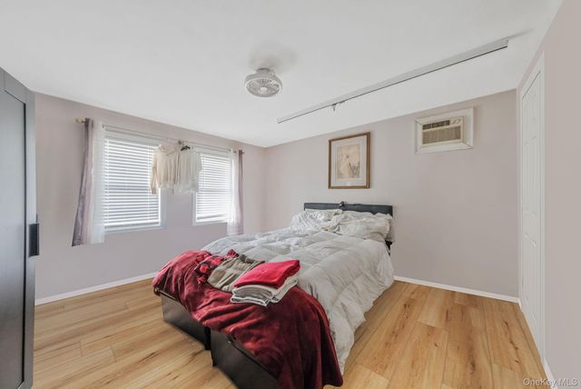 17 Riverside Avenue, Mastic Beach, NY 11951