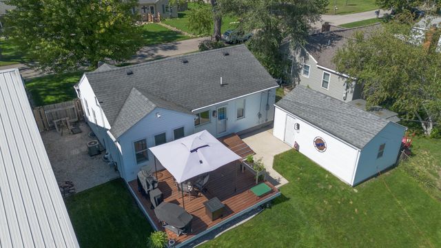 4661 Forest Avenue, Waterford Twp, MI 48328