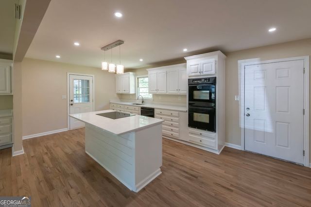 6262 Melrose Drive, Douglasville, GA 30134
