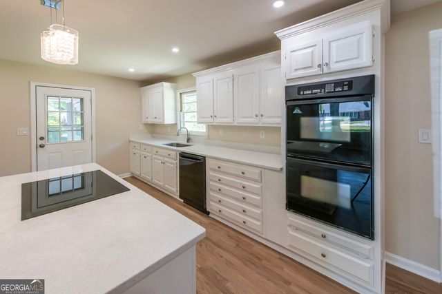 6262 Melrose Drive, Douglasville, GA 30134
