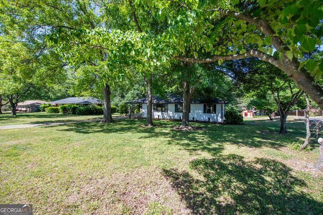 6262 Melrose Drive, Douglasville, GA 30134