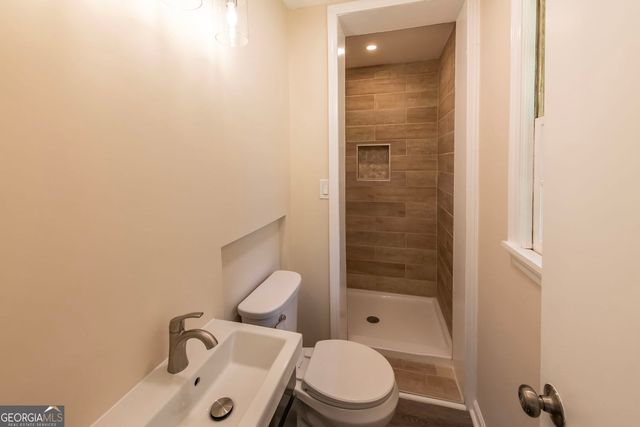 6262 Melrose Drive, Douglasville, GA 30134