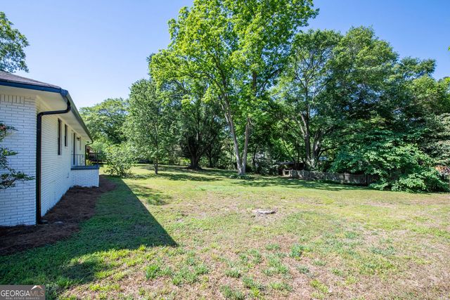 6262 Melrose Drive, Douglasville, GA 30134