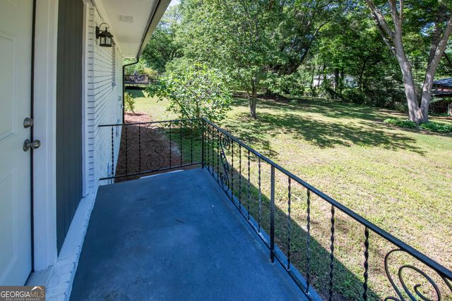 6262 Melrose Drive, Douglasville, GA 30134