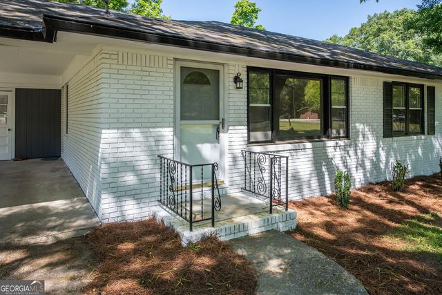 6262 Melrose Drive, Douglasville, GA 30134