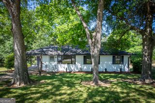 6262 Melrose Drive, Douglasville, GA 30134