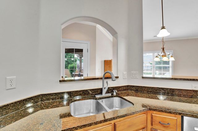 5504 MAPLE LANDING DR, Arlington, TN 38002