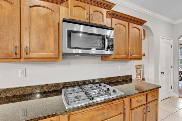 5504 MAPLE LANDING DR, Arlington, TN 38002