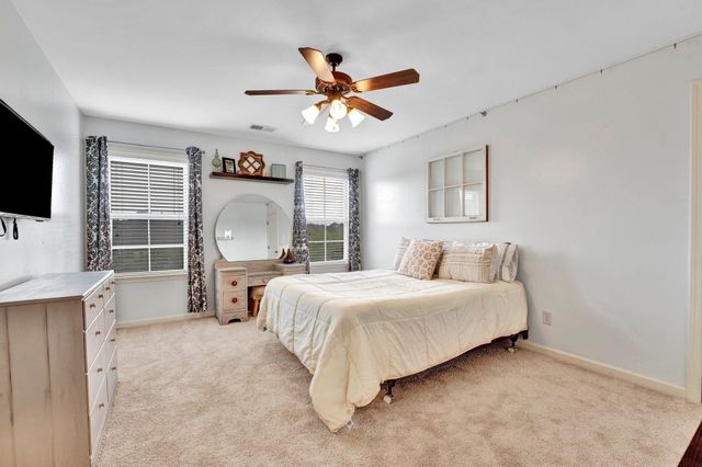 5504 MAPLE LANDING DR, Arlington, TN 38002