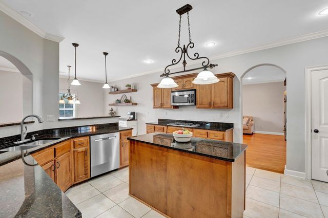 5504 MAPLE LANDING DR, Arlington, TN 38002