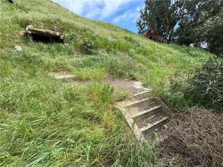 11153 N Trail, Sylmar, CA 91342