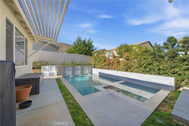 32049 Rambling Court, Winchester, CA 92596