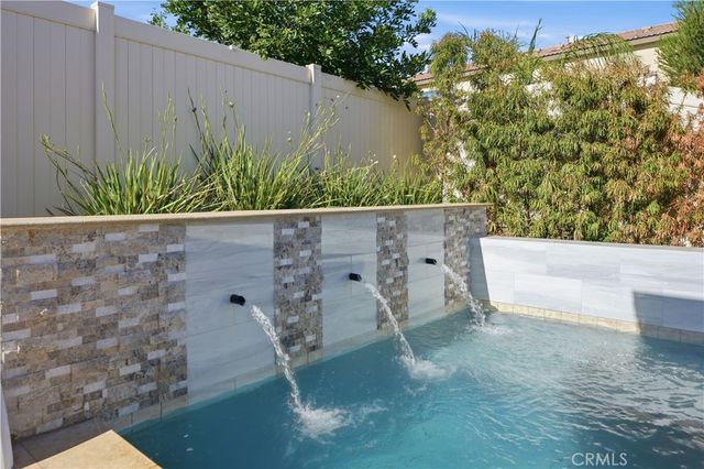 32049 Rambling Court, Winchester, CA 92596