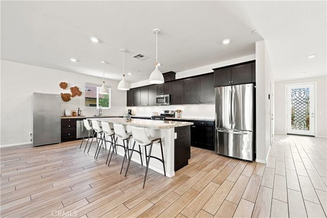 32049 Rambling Court, Winchester, CA 92596