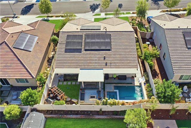 32049 Rambling Court, Winchester, CA 92596