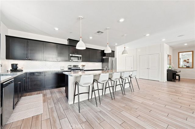 32049 Rambling Court, Winchester, CA 92596