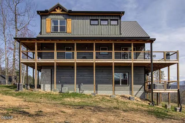 2810 Red Sky Drive, Sevierville, TN 37862