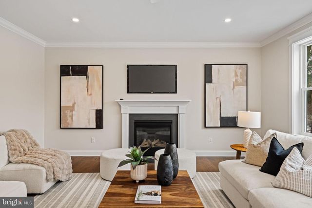 305 GLENWAY RD, Glenside, PA 19038