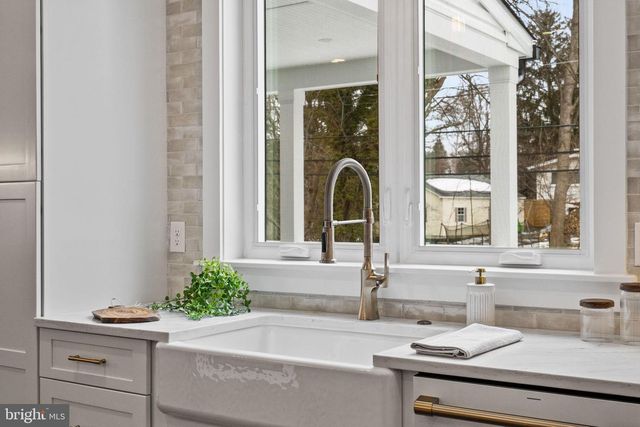 305 GLENWAY RD, Glenside, PA 19038