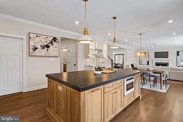 305 GLENWAY RD, Glenside, PA 19038