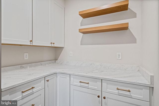 305 GLENWAY RD, Glenside, PA 19038