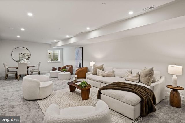 305 GLENWAY RD, Glenside, PA 19038